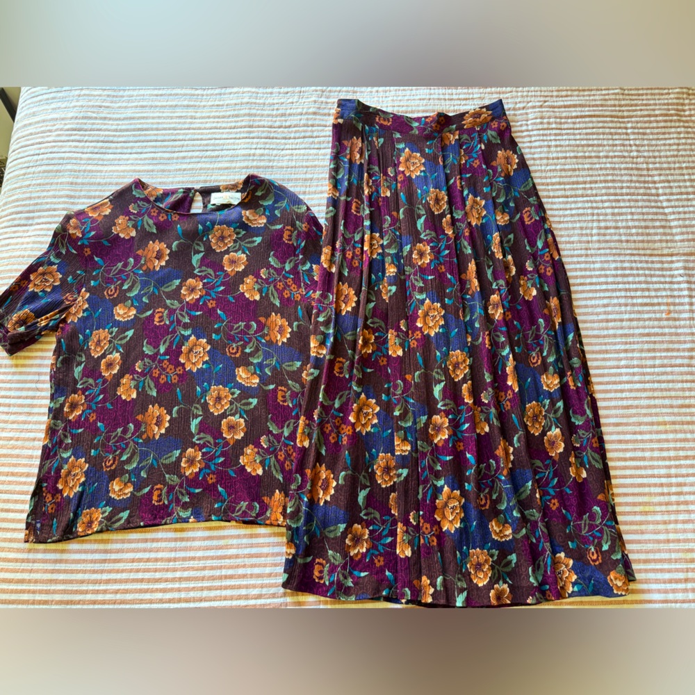 VTG! Jaclyn Smith 2 Piece Set Top and Maxi Skirt Short Sleeve Floral Boho Sz: S